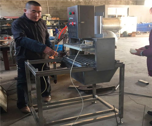 諸城康匯食品機(jī)械 專業(yè)整雞切塊機(jī)廠家與機(jī)械設(shè)備銷售服務(wù)